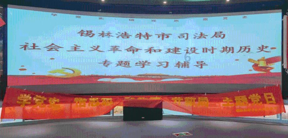 芭比大学毕业